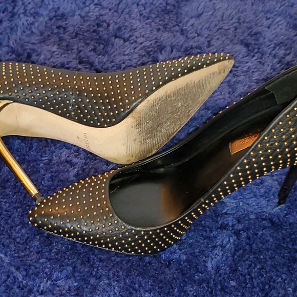 BCBG MA-ASTRED BLACK SPORT CALF HEELS - Picture 6 of 6